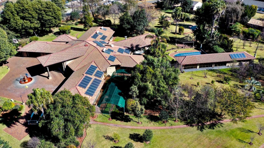 5 Bedroom Property for Sale in Benoni North Gauteng