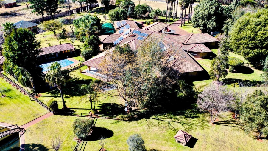 5 Bedroom Property for Sale in Benoni North Gauteng