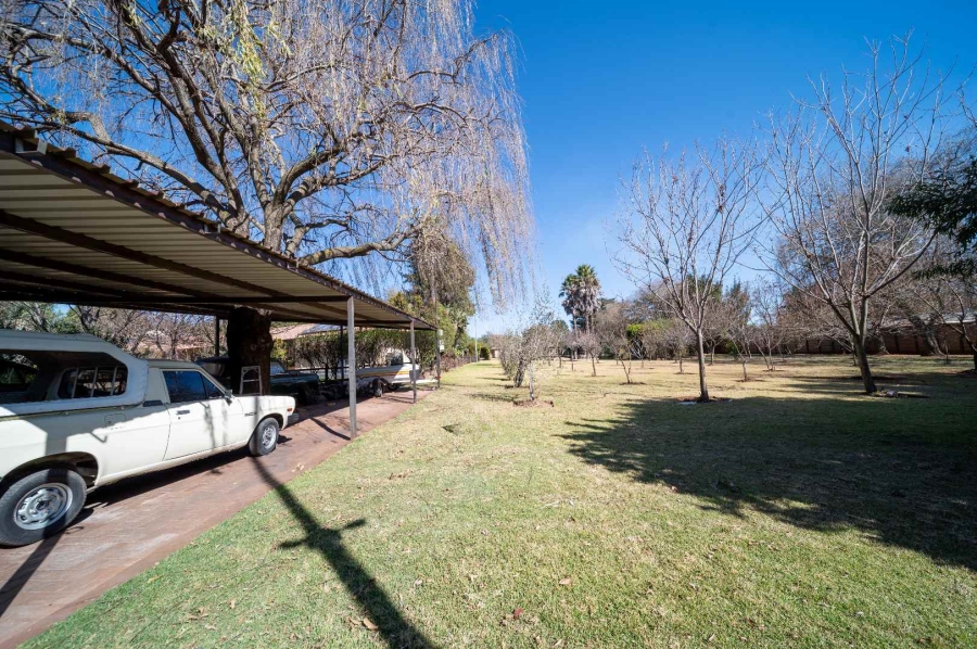 5 Bedroom Property for Sale in Benoni North Gauteng