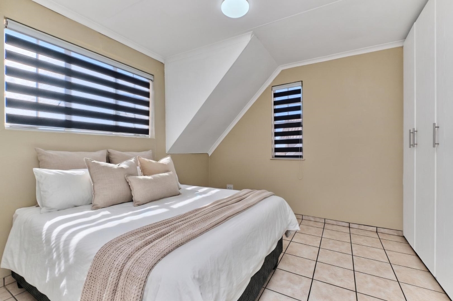4 Bedroom Property for Sale in Bromhof Gauteng