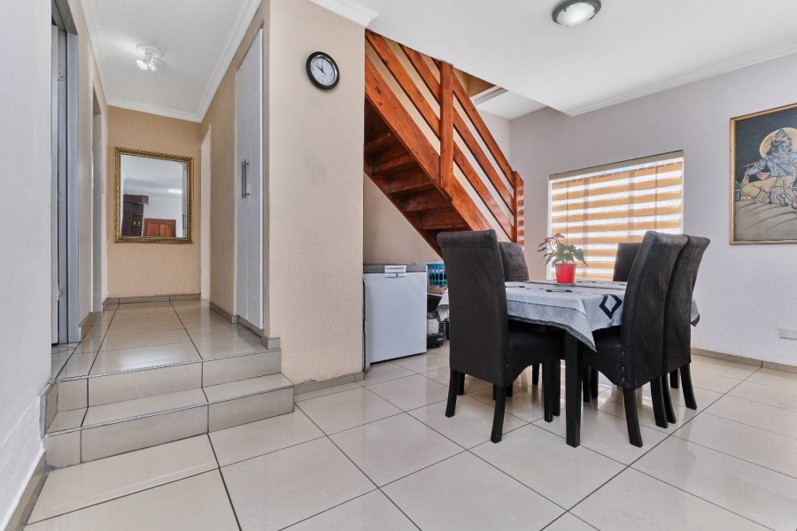 4 Bedroom Property for Sale in Bromhof Gauteng