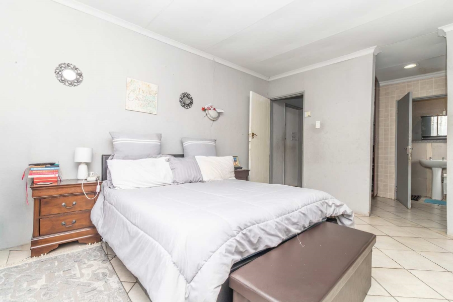 3 Bedroom Property for Sale in Cosmo City Gauteng
