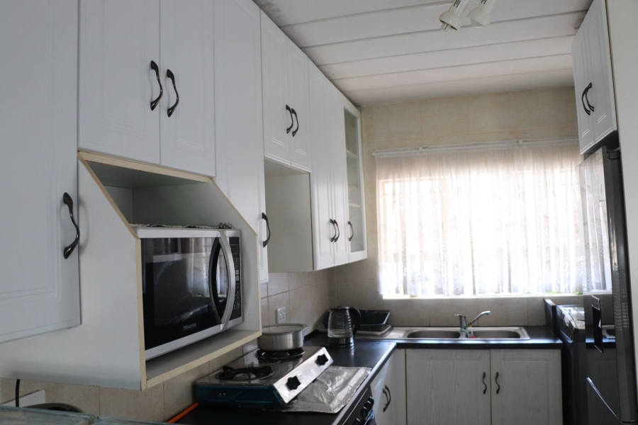 2 Bedroom Property for Sale in Florida Gauteng