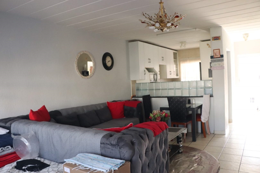 2 Bedroom Property for Sale in Florida Gauteng
