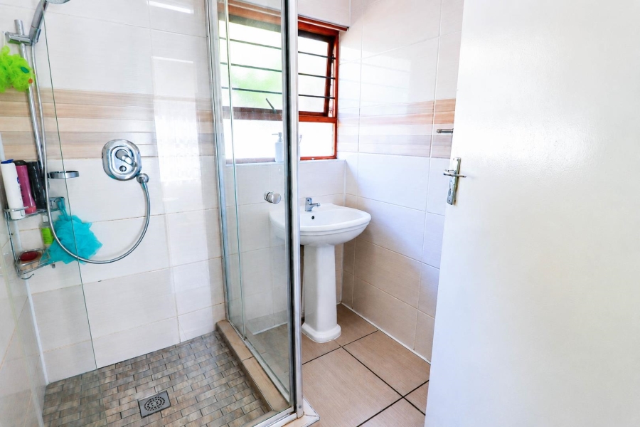 4 Bedroom Property for Sale in Lyttelton Manor Gauteng