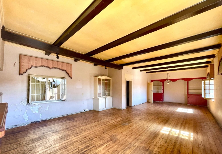 5 Bedroom Property for Sale in Pretoria North Gauteng