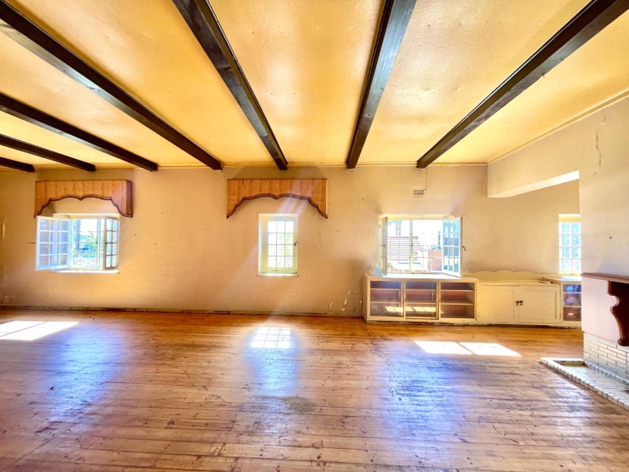 5 Bedroom Property for Sale in Pretoria North Gauteng