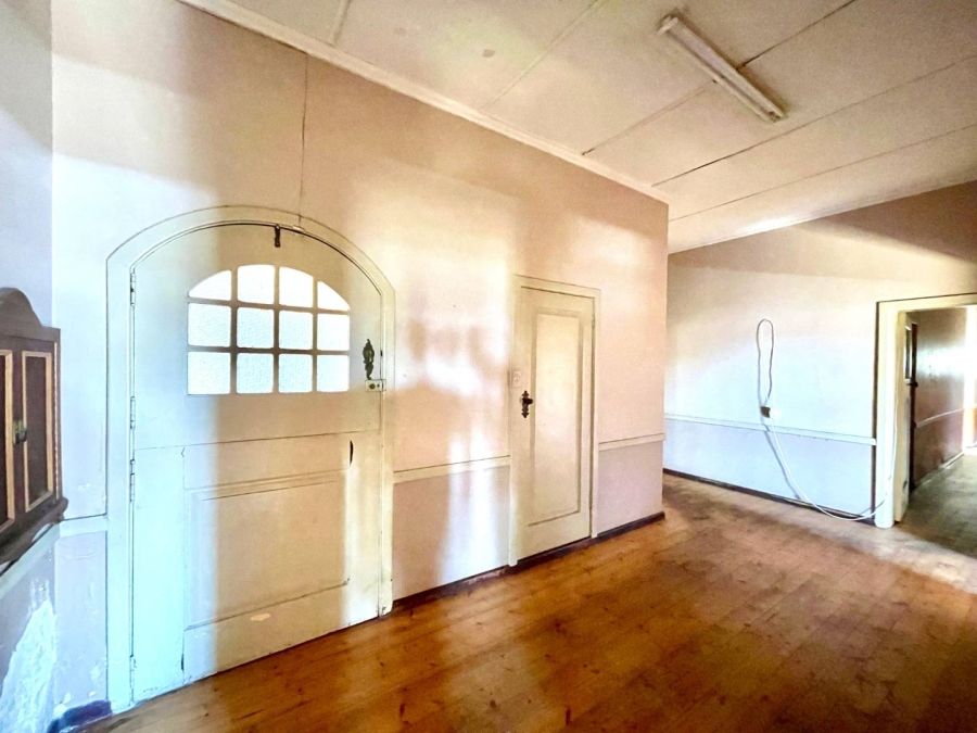 5 Bedroom Property for Sale in Pretoria North Gauteng