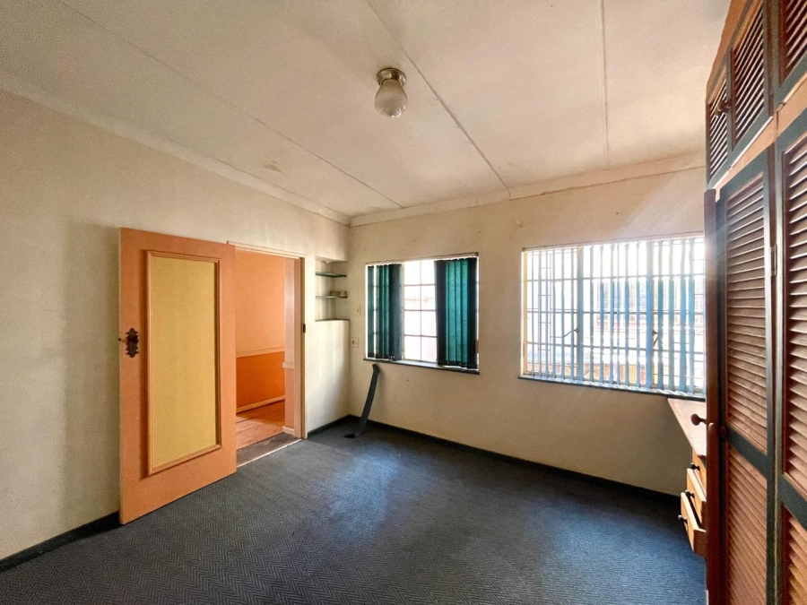 5 Bedroom Property for Sale in Pretoria North Gauteng