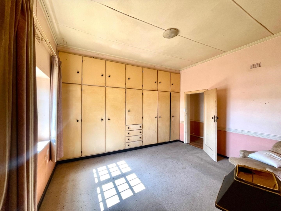 5 Bedroom Property for Sale in Pretoria North Gauteng