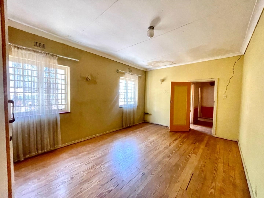 5 Bedroom Property for Sale in Pretoria North Gauteng
