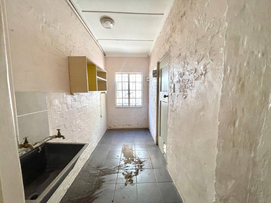 5 Bedroom Property for Sale in Pretoria North Gauteng
