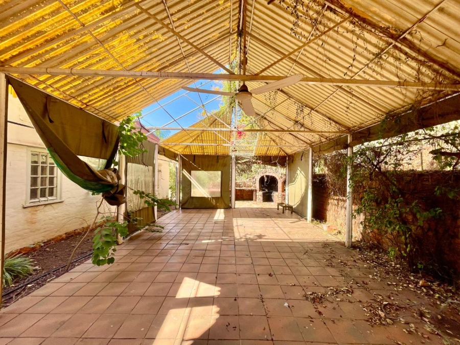 5 Bedroom Property for Sale in Pretoria North Gauteng