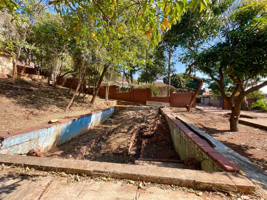 5 Bedroom Property for Sale in Pretoria North Gauteng