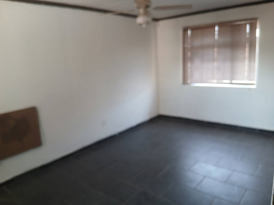 1 Bedroom Property for Sale in Dinwiddie Gauteng