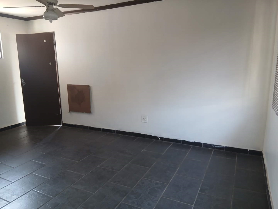 1 Bedroom Property for Sale in Dinwiddie Gauteng
