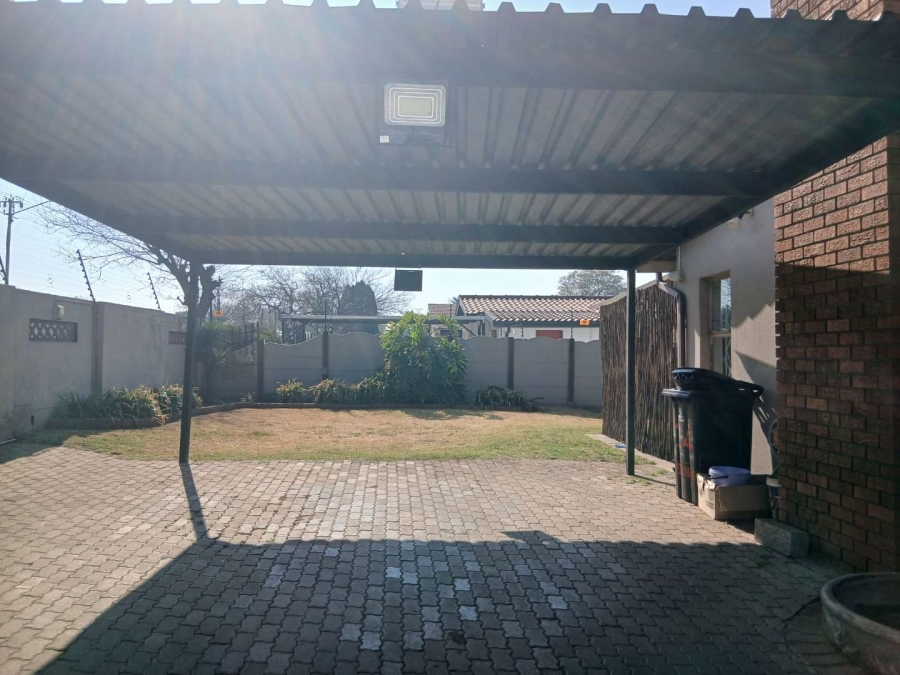 1 Bedroom Property for Sale in Dinwiddie Gauteng