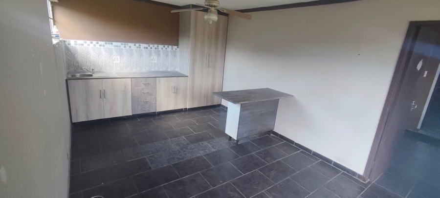 To Let 1 Bedroom Property for Rent in Dinwiddie Gauteng