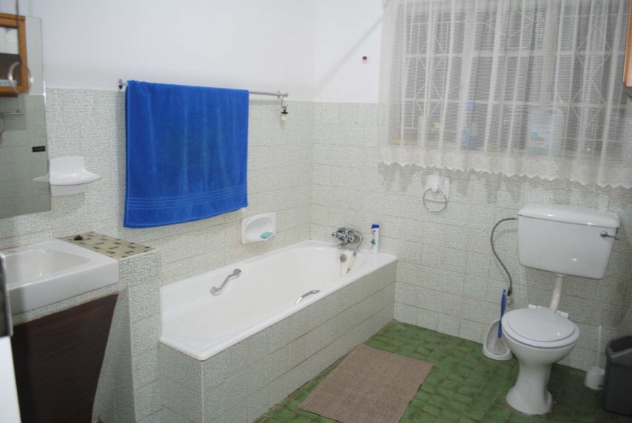 6 Bedroom Property for Sale in Glen Donald A H Gauteng