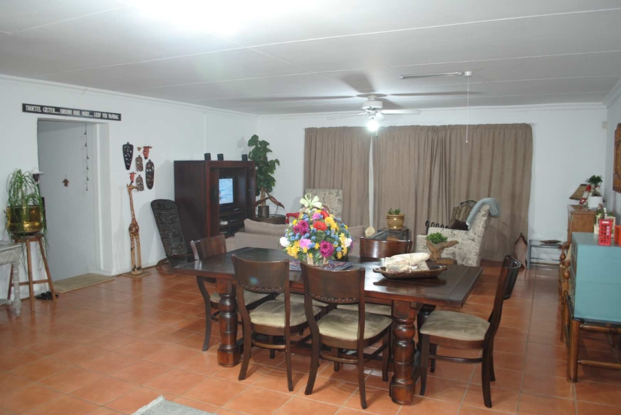 6 Bedroom Property for Sale in Glen Donald A H Gauteng
