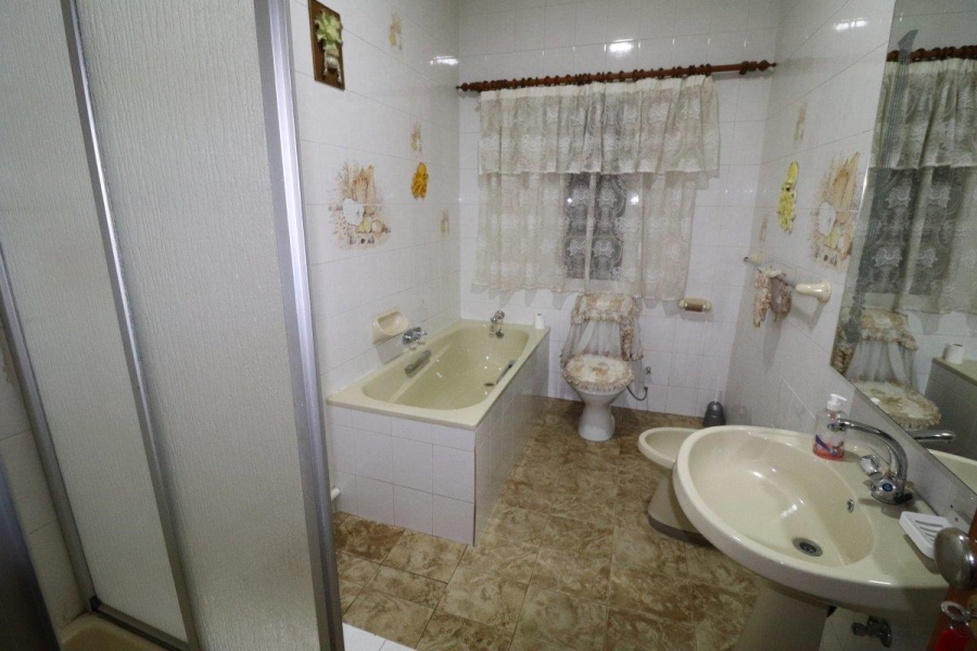 4 Bedroom Property for Sale in Primrose Gauteng
