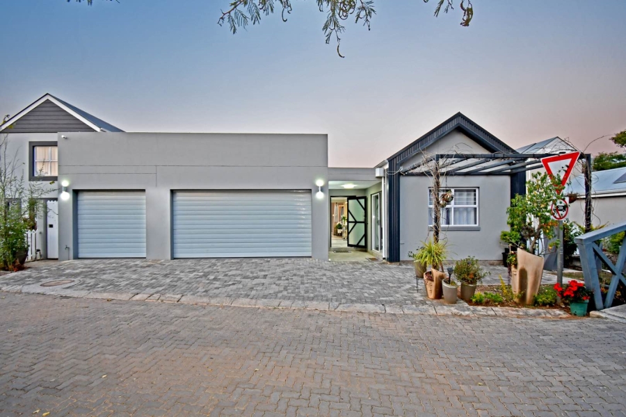 4 Bedroom Property for Sale in Erasmus Park Gauteng