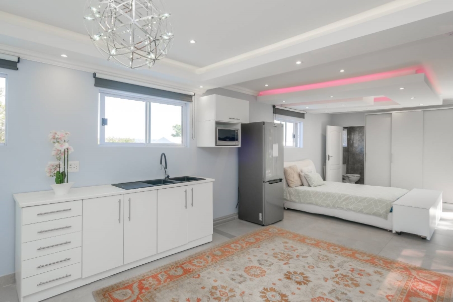 1 Bedroom Property for Sale in Parkmore Gauteng