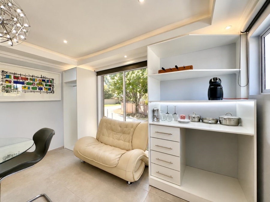 1 Bedroom Property for Sale in Parkmore Gauteng