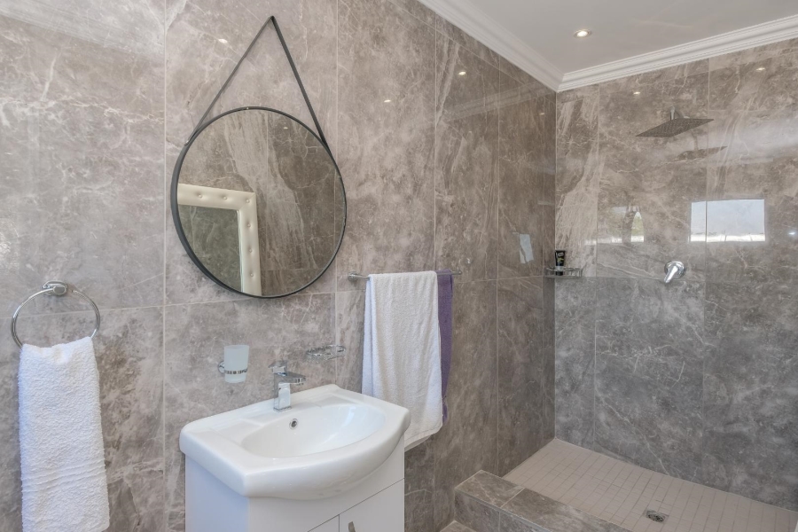 1 Bedroom Property for Sale in Parkmore Gauteng