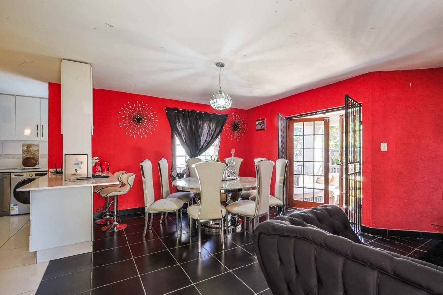 3 Bedroom Property for Sale in Equestria Gauteng