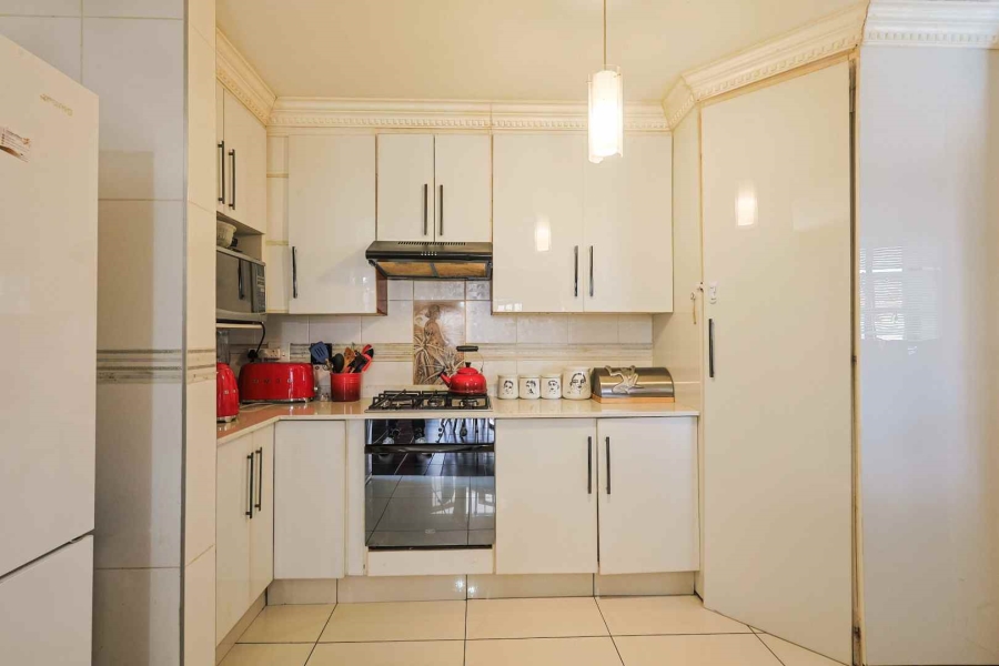 3 Bedroom Property for Sale in Equestria Gauteng