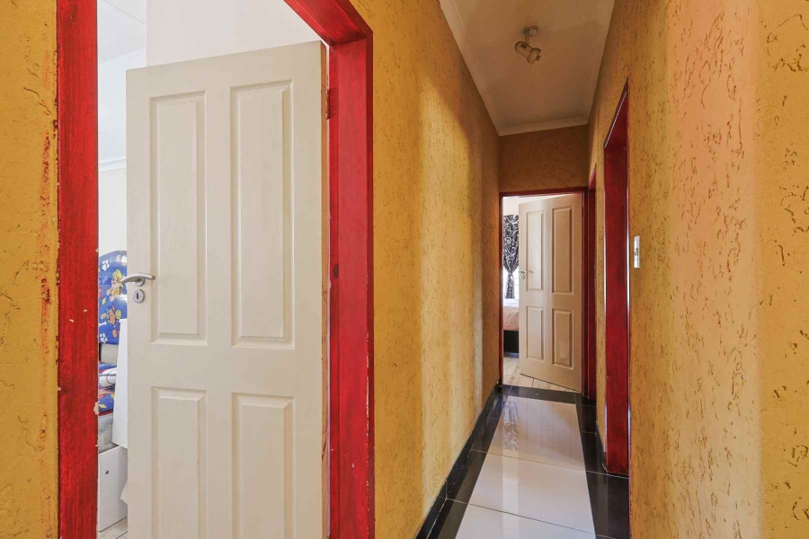 3 Bedroom Property for Sale in Equestria Gauteng