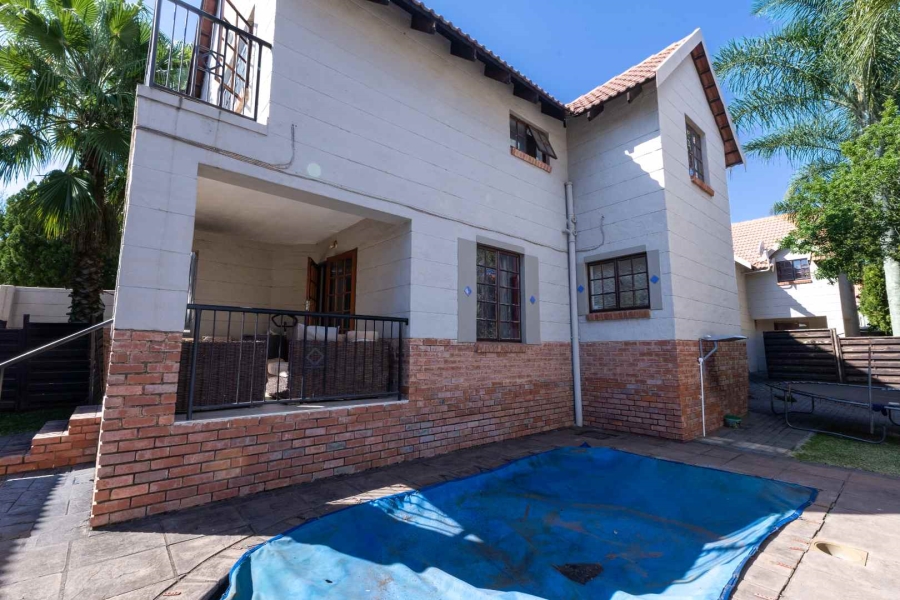 3 Bedroom Property for Sale in Equestria Gauteng