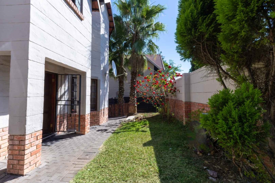 3 Bedroom Property for Sale in Equestria Gauteng