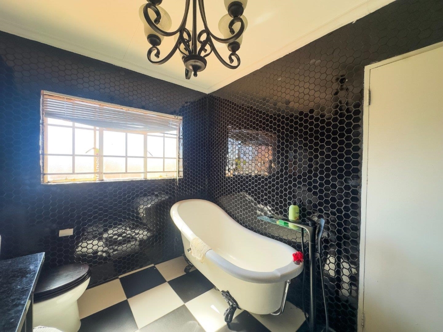 3 Bedroom Property for Sale in Equestria Gauteng