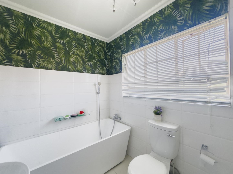 3 Bedroom Property for Sale in Equestria Gauteng