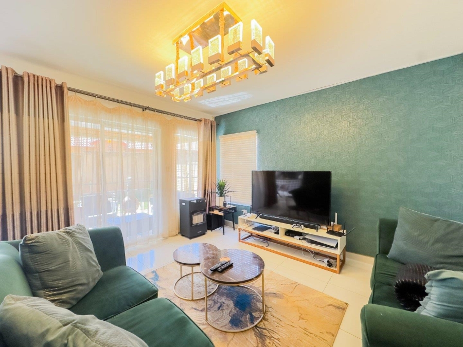 3 Bedroom Property for Sale in Equestria Gauteng