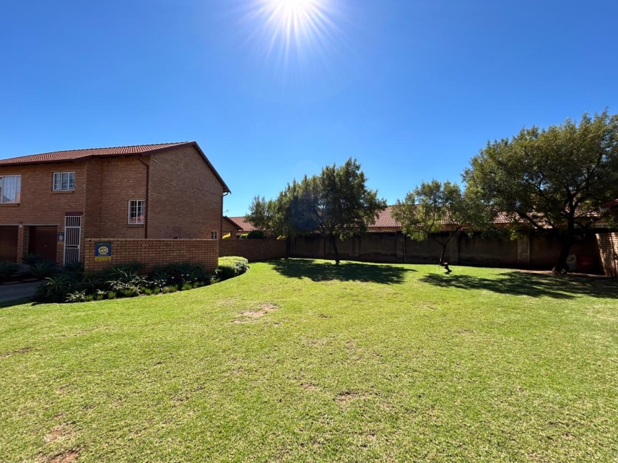 3 Bedroom Property for Sale in Equestria Gauteng