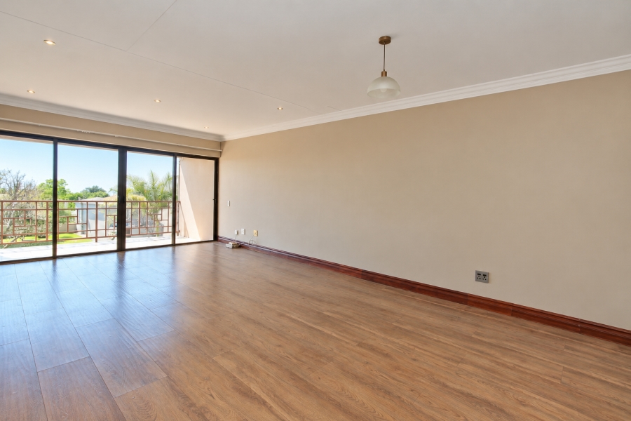 To Let 2 Bedroom Property for Rent in Lonehill Gauteng