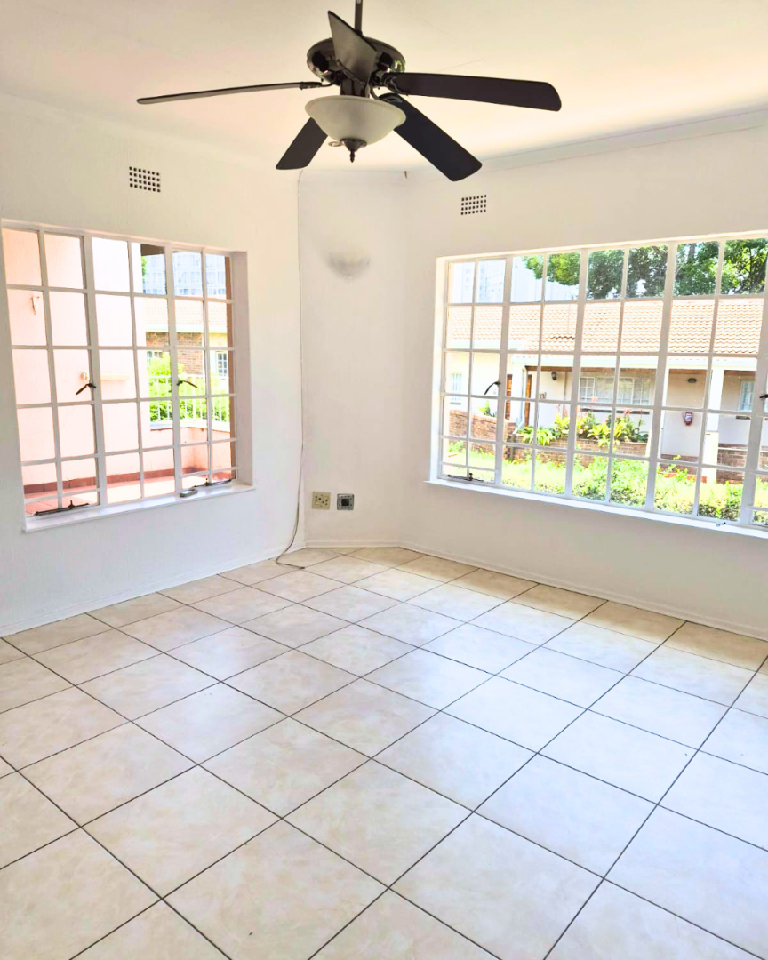 2 Bedroom Property for Sale in Sandown Gauteng