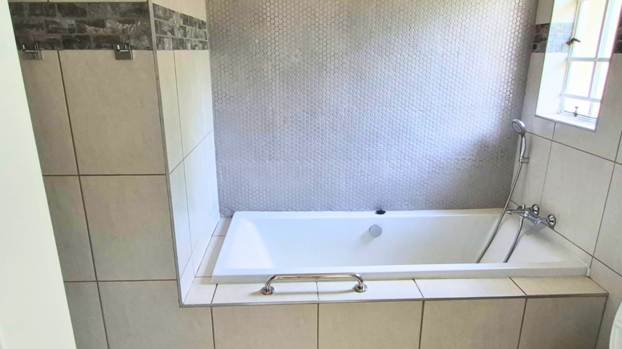 2 Bedroom Property for Sale in Sandown Gauteng