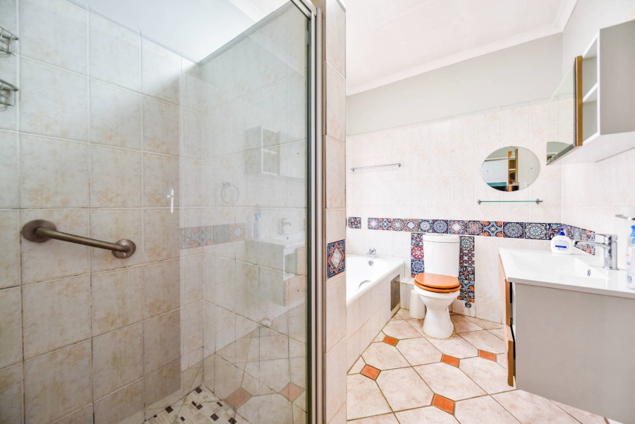 4 Bedroom Property for Sale in Moreleta Park Gauteng