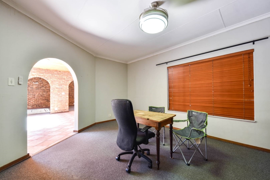 4 Bedroom Property for Sale in Moreleta Park Gauteng