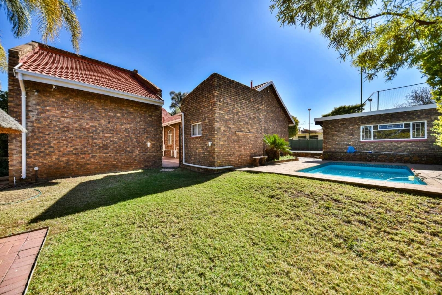 4 Bedroom Property for Sale in Moreleta Park Gauteng