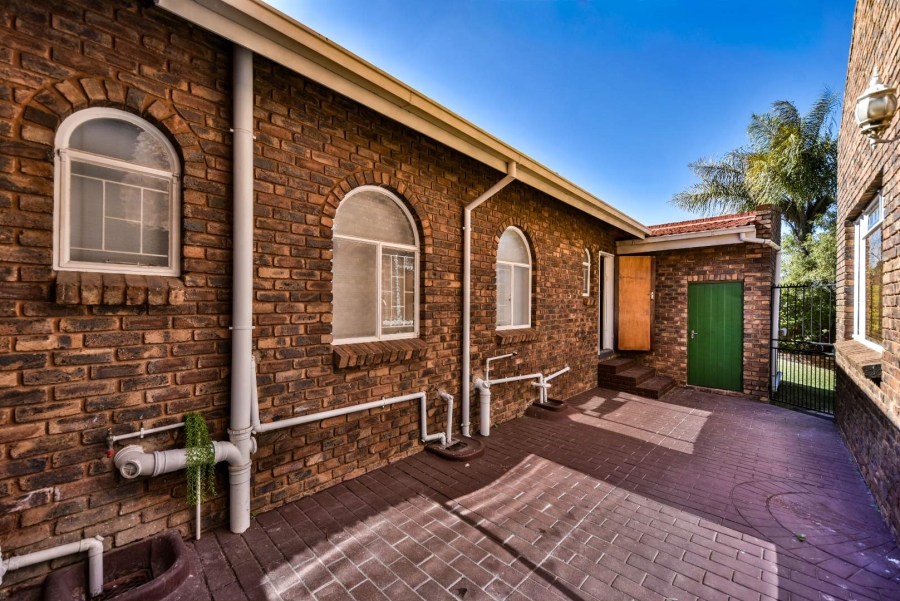 4 Bedroom Property for Sale in Moreleta Park Gauteng