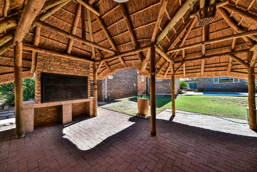 4 Bedroom Property for Sale in Moreleta Park Gauteng