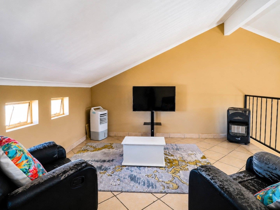 2 Bedroom Property for Sale in Country View Gauteng