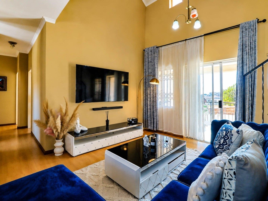 2 Bedroom Property for Sale in Country View Gauteng