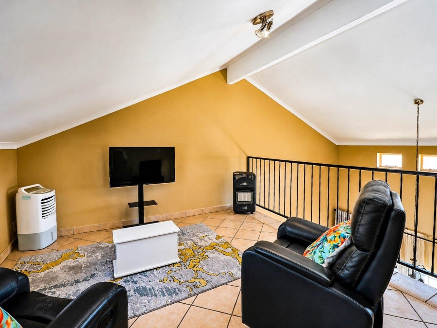 2 Bedroom Property for Sale in Country View Gauteng