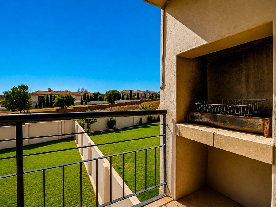 2 Bedroom Property for Sale in Country View Gauteng